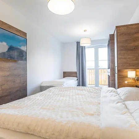 AlpenParks Hotel & Apartment Alpendorf *