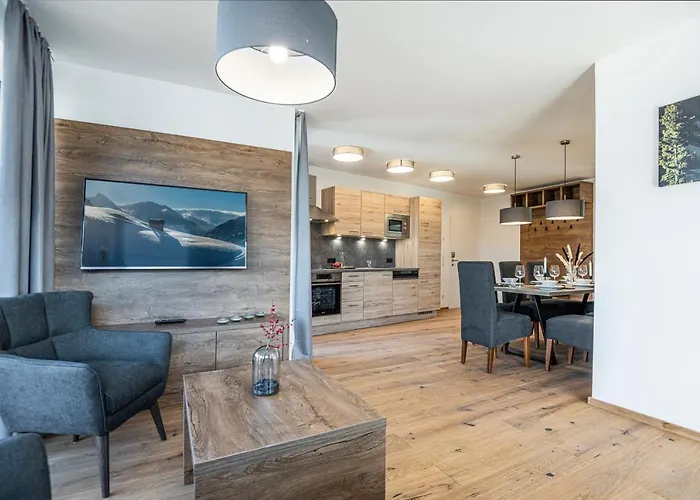 AlpenParks Hotel & Apartment Alpendorf *