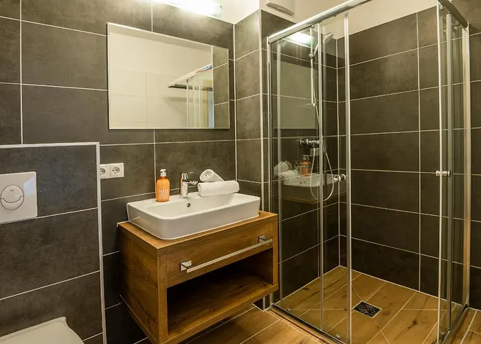 AlpenParks Hotel & Apartment Alpendorf Hotel *