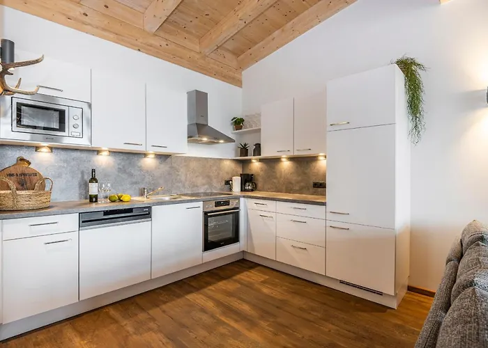 AlpenParks Hotel & Apartment Alpendorf *