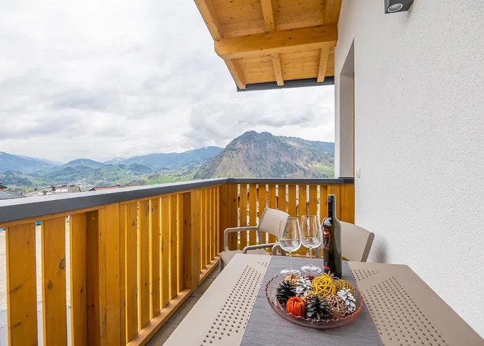 Alpenparks Hotel & Apartment Alpendorf Hotel *